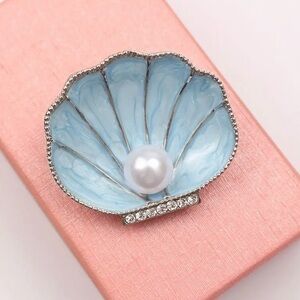 Brand New Elegant Pearl in a Shell Brooch Pin with Rhinestones Accents